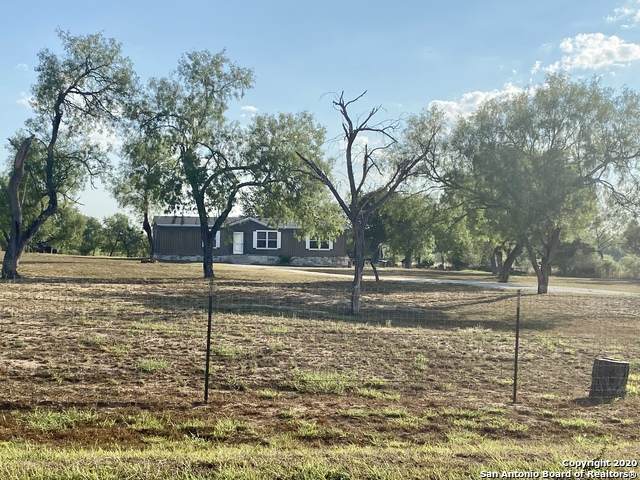 1045 View Dr - Photo 1