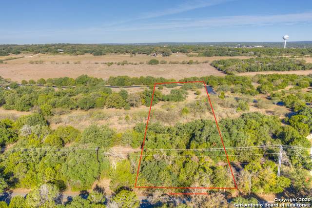 823 Ayers Rock - Photo 1