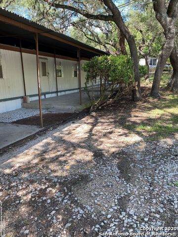 744 Grandview Bend - Photo 1