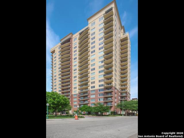 215 Center St - Photo 1