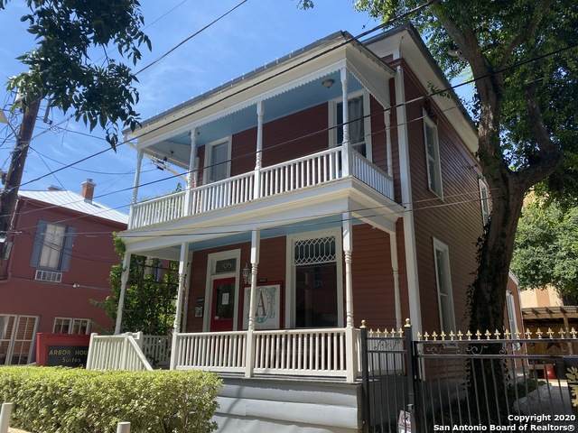 109 Arciniega St - Photo 1
