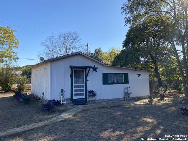 18511 Bandera Rd - Photo 1