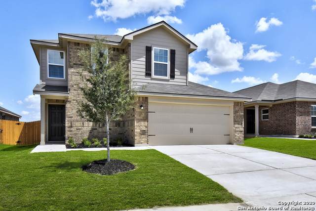 15307 Silvertree Cove - Photo 1