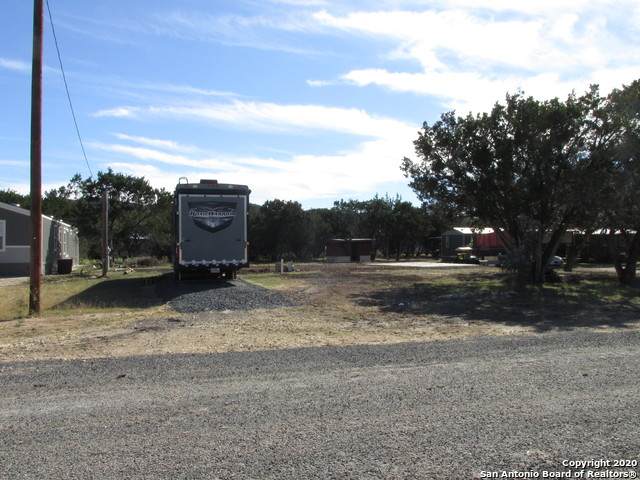 487 Davis Pl - Photo 1
