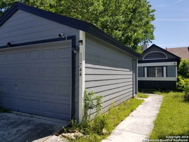 11744 Spring Ridge Dr - Photo 1