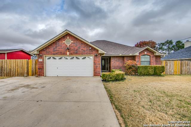 15709 Chippewa Blvd - Photo 1