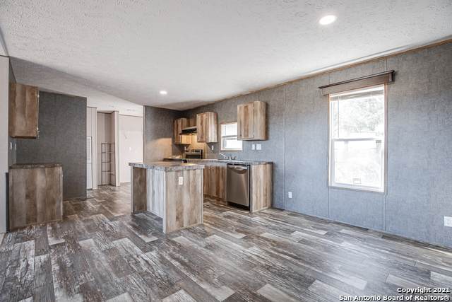 2732 Golf Dr - Photo 1