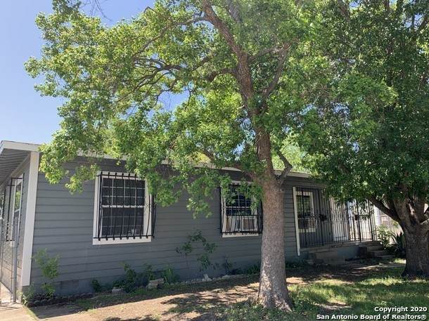1114 Fenfield Ave - Photo 1