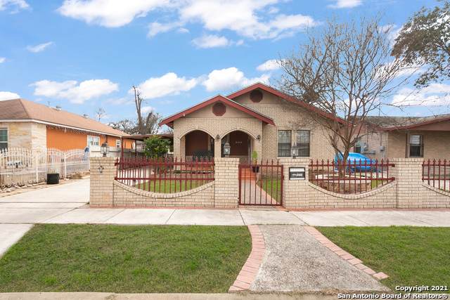 416 Buckingham Ave - Photo 1