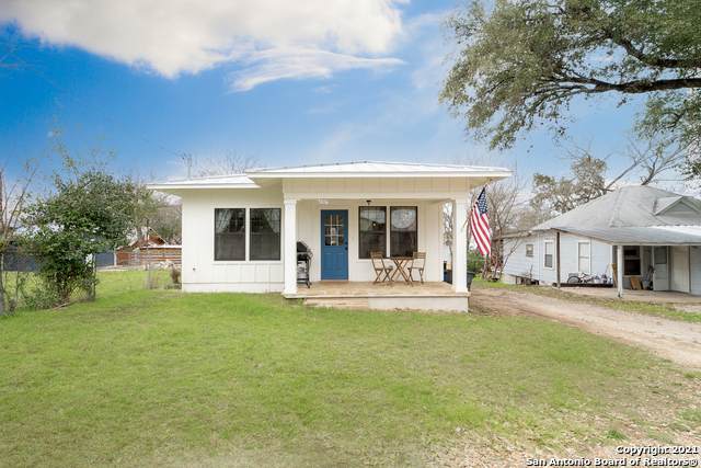639 South St - Photo 1