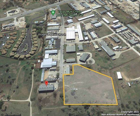 606 Mill Run - Photo 1