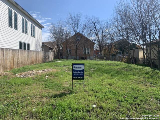 606 Olive St - Photo 1