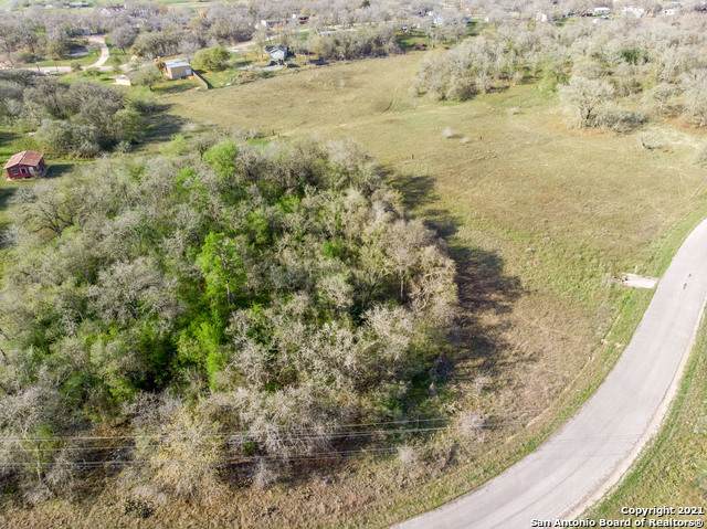 105 Champions Blvd - Photo 1