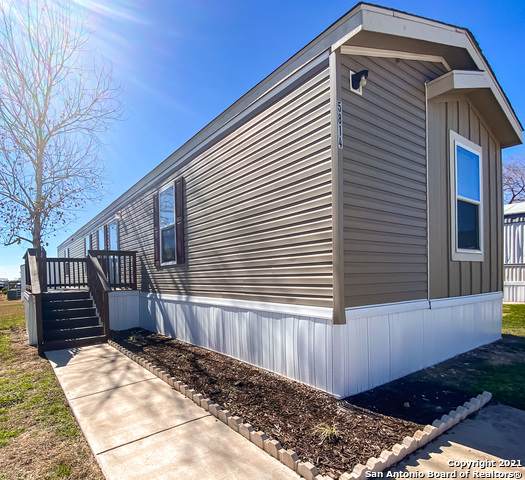 5814 Saints View - Photo 1