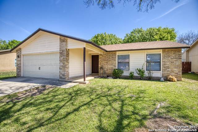 2435 Field Wood - Photo 1