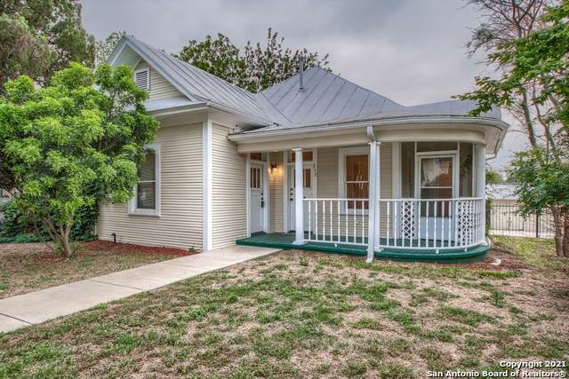 317 Ripley - Photo 1