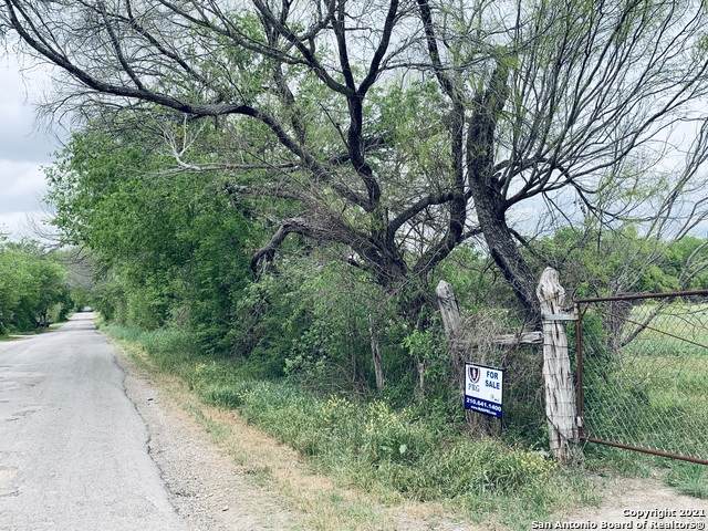 247 County Road 6715 - Photo 1