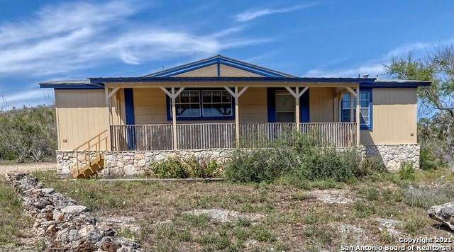 438 Private Road 3325 - Photo 1