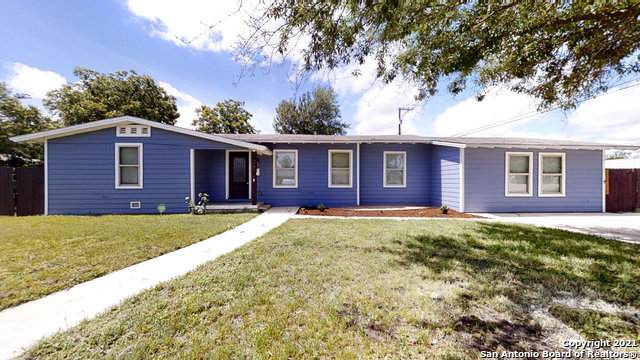 2672 Summit Ave - Photo 1