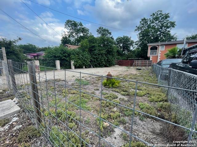 124 Lambert St - Photo 1