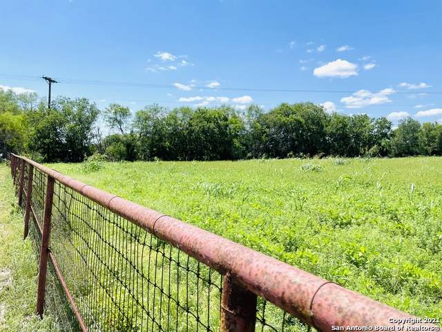 205 County Road 6715 - Photo 1