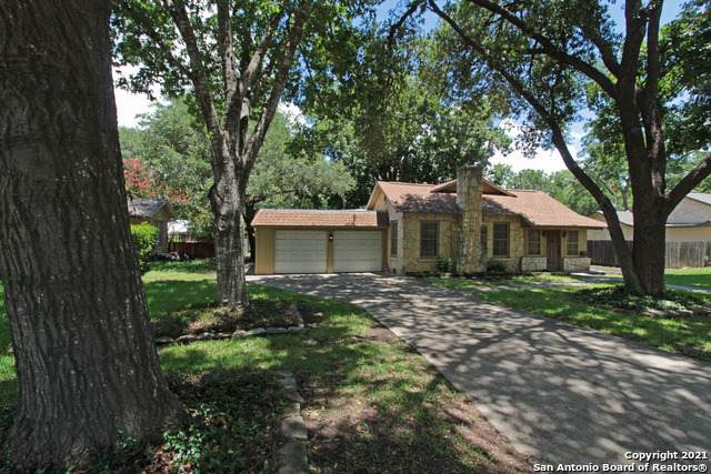 257 Lovera Blvd - Photo 1