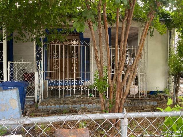117 Devine St - Photo 1