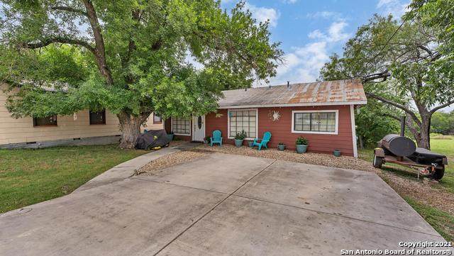 2071 Eastman Ave - Photo 1
