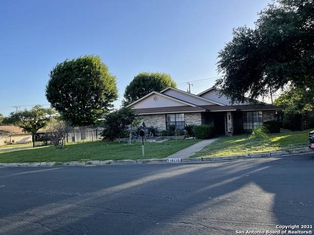 10115 Marcus Dr - Photo 1