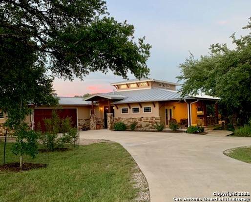 1043 Sunrise Pl - Photo 1