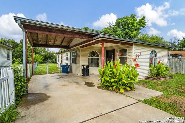 221 Davis St - Photo 1