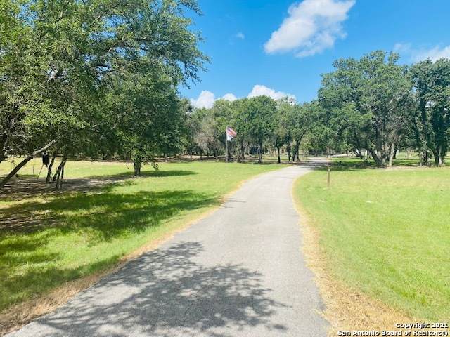122 Sky Hawk Ln - Photo 1