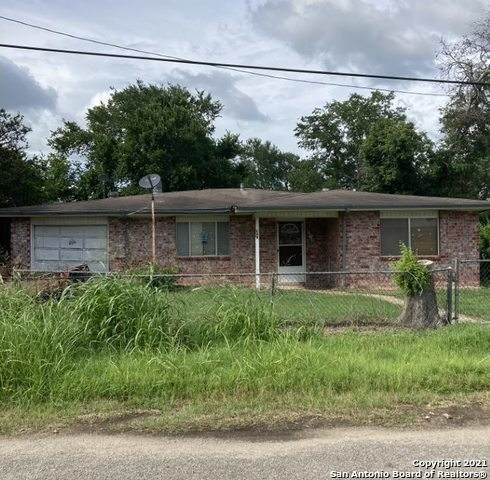649 Roosevelt - Photo 1