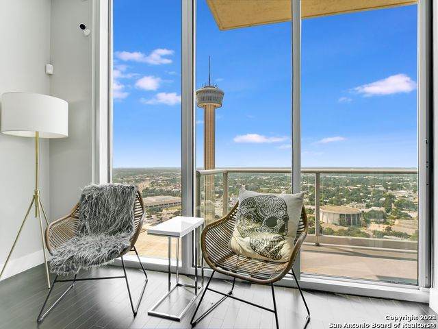 610 Market St - Photo 1