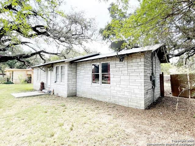 922 Commerce St - Photo 1