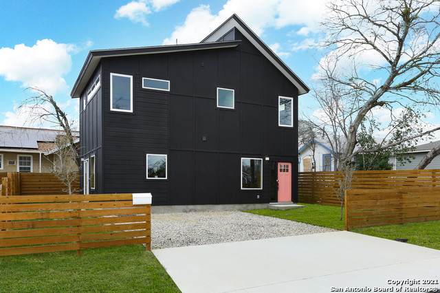 118 Applin Ave - Photo 1