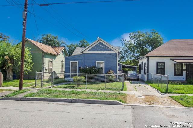 616 Willow - Photo 1