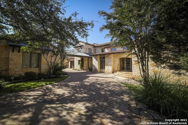 17905 Breakwater Dr - Photo 1