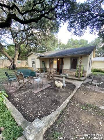 221 Highland Dr - Photo 1