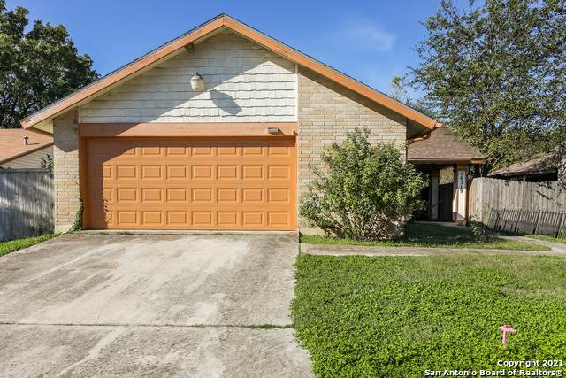 16519 Hunting Glen St - Photo 1