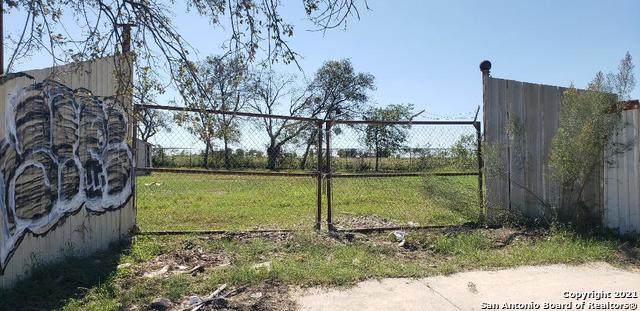 7102 Interstate 10 E - Photo 1