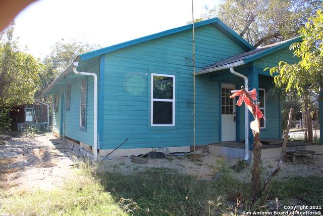 1595 Katy St - Photo 1