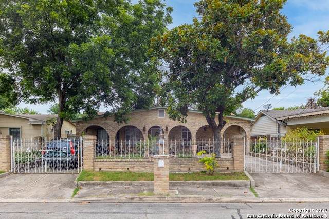 335 Las Palmas Dr - Photo 1