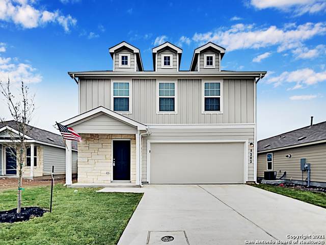 5202 Everett Loop - Photo 1