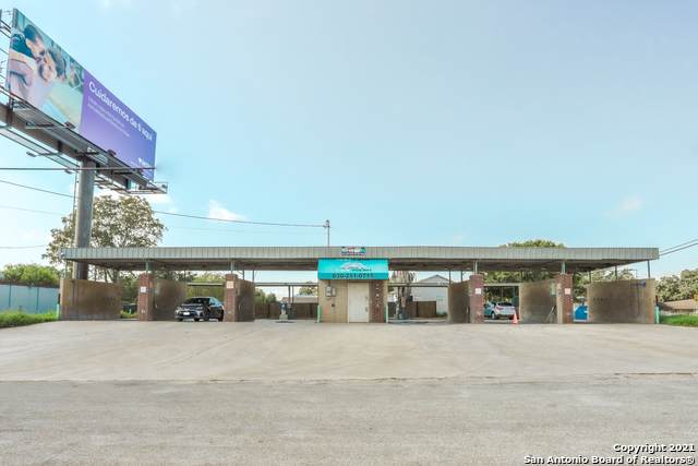1813 10th St - Photo 1