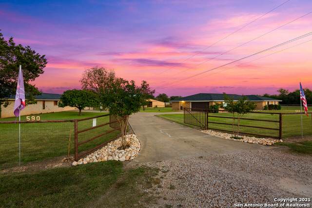 588 Lacey Dr - Photo 1
