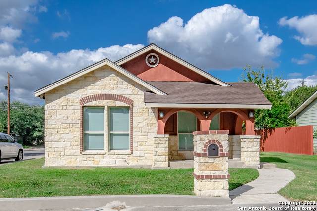 1037 Lee Hall - Photo 1