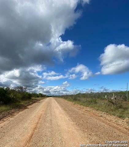 3 Cr 332 - Photo 1
