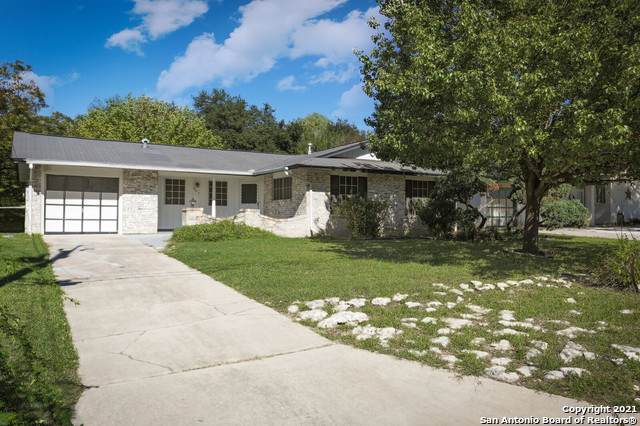 203 Avenue E St - Photo 1