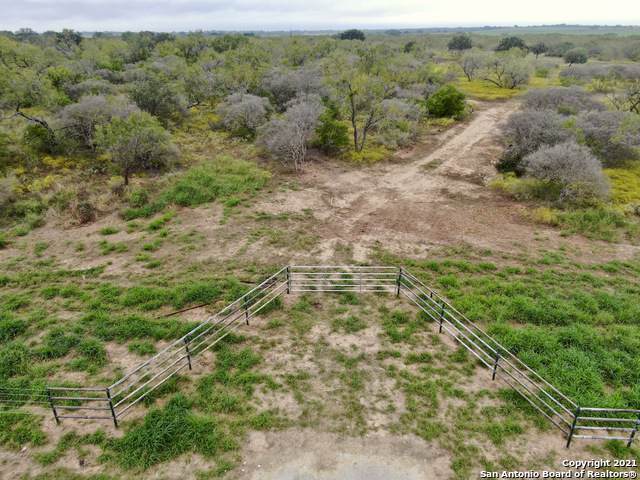 4541 State Highway 173 - Photo 1